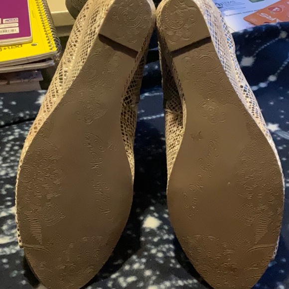 Naughty Monkey Kuda Multi Color Snake Print Leather Wedge Bootie Size 9.5, NIB - Picture 13 of 16